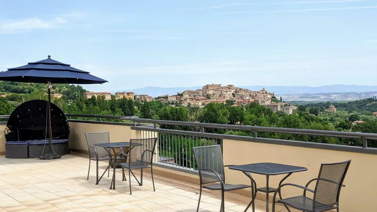 Arts Club Suite & Spa Chianciano Terme 3*,
